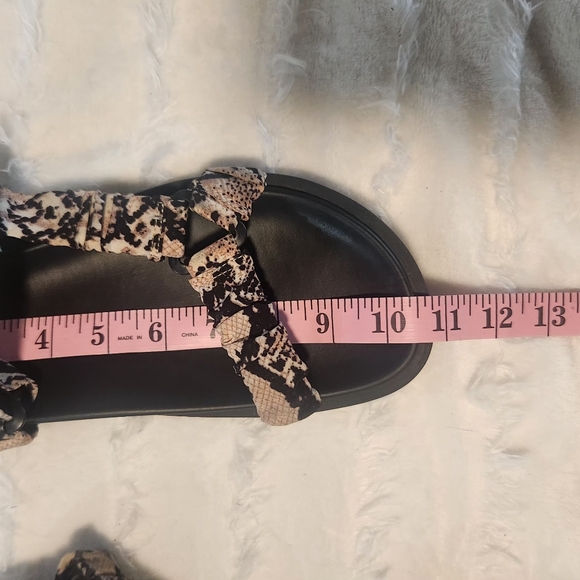 Size.9  14 & Union - Picture 8 of 10